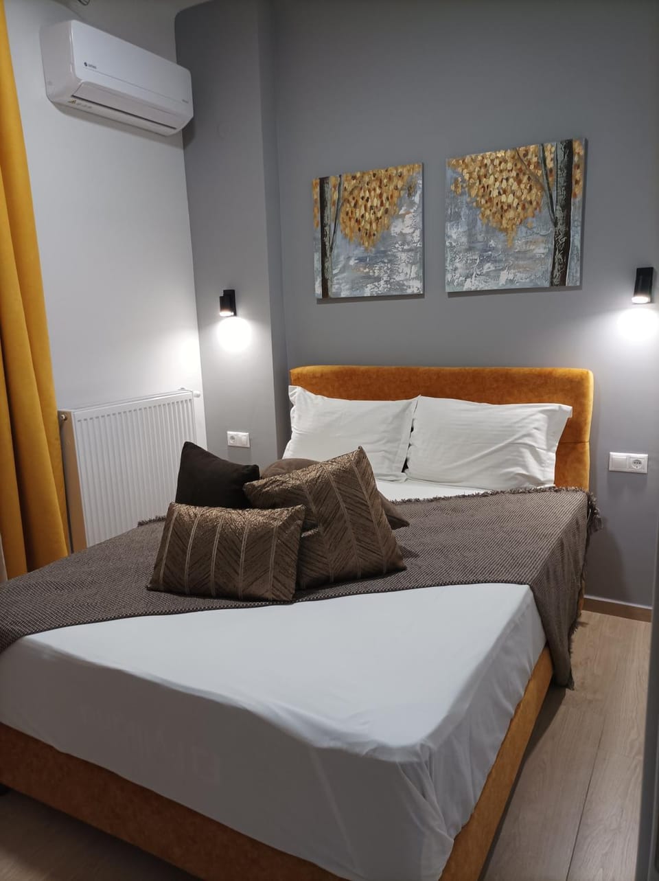 Bed, Bedroom, air conditioner