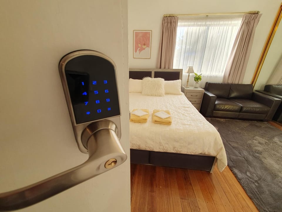 Sunbury Central Vacation rental in Diggers Rest