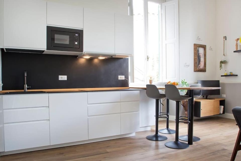Dandy Suite on the Arno River Apartment in Florence