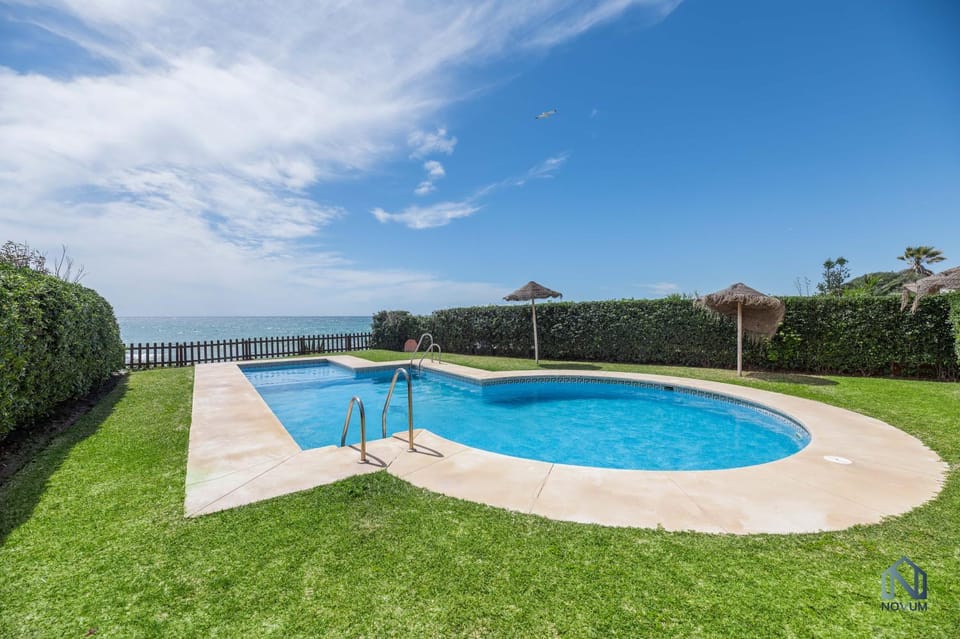 Garden, Sea view, Swimming pool