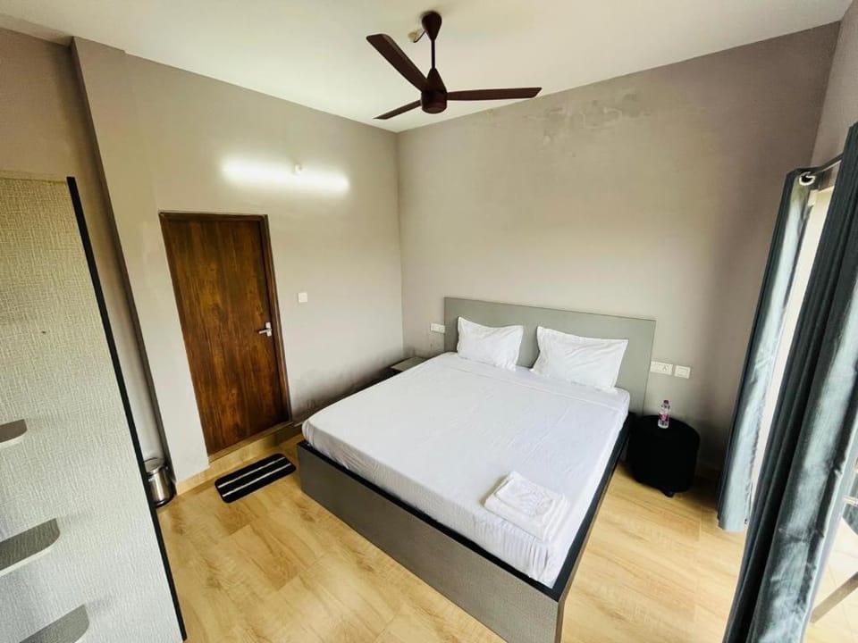 Rock View Resort Hotel in Kerala