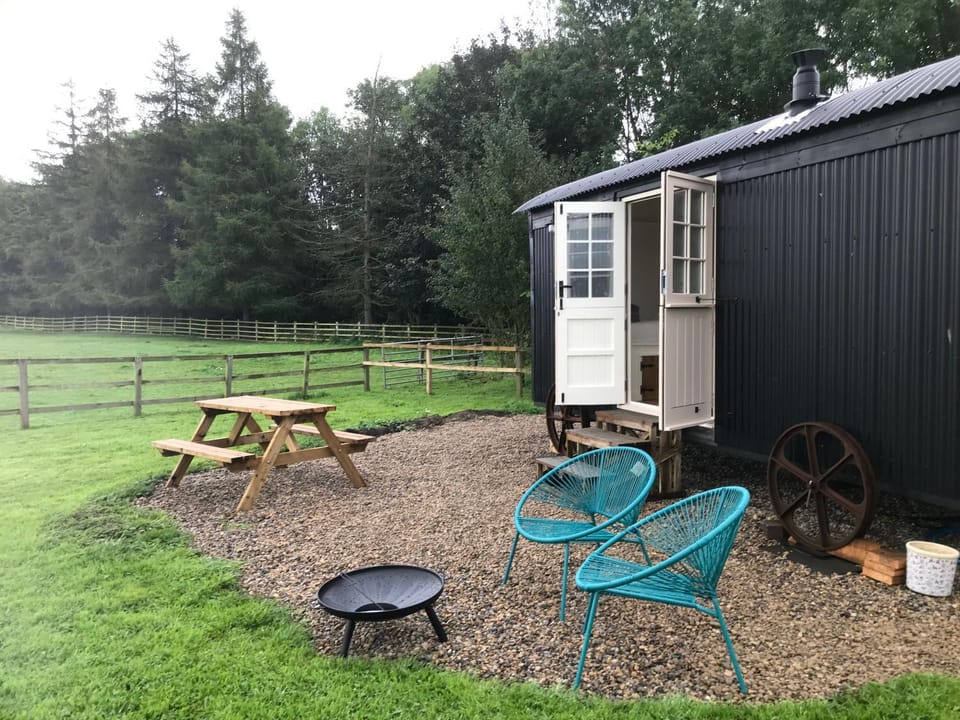 Hexhamshire Shepherd Hut Luxury tent in Hexham