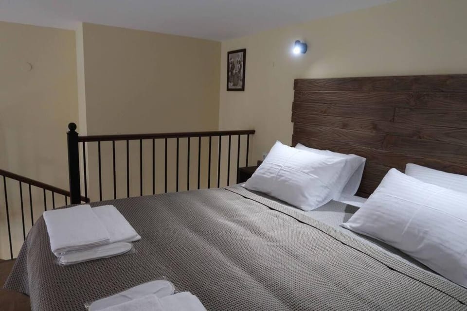 Opera Garden Apartment 2 in Tbilisi center Apartment in Tbilisi, Georgia