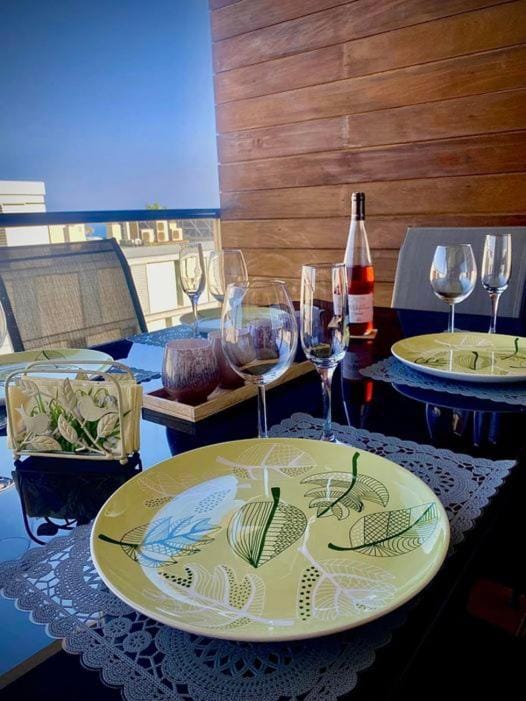 Dining area, Food
