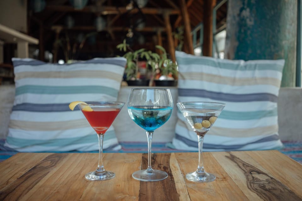 Drinks, Alcoholic drinks, Non alcoholic drinks