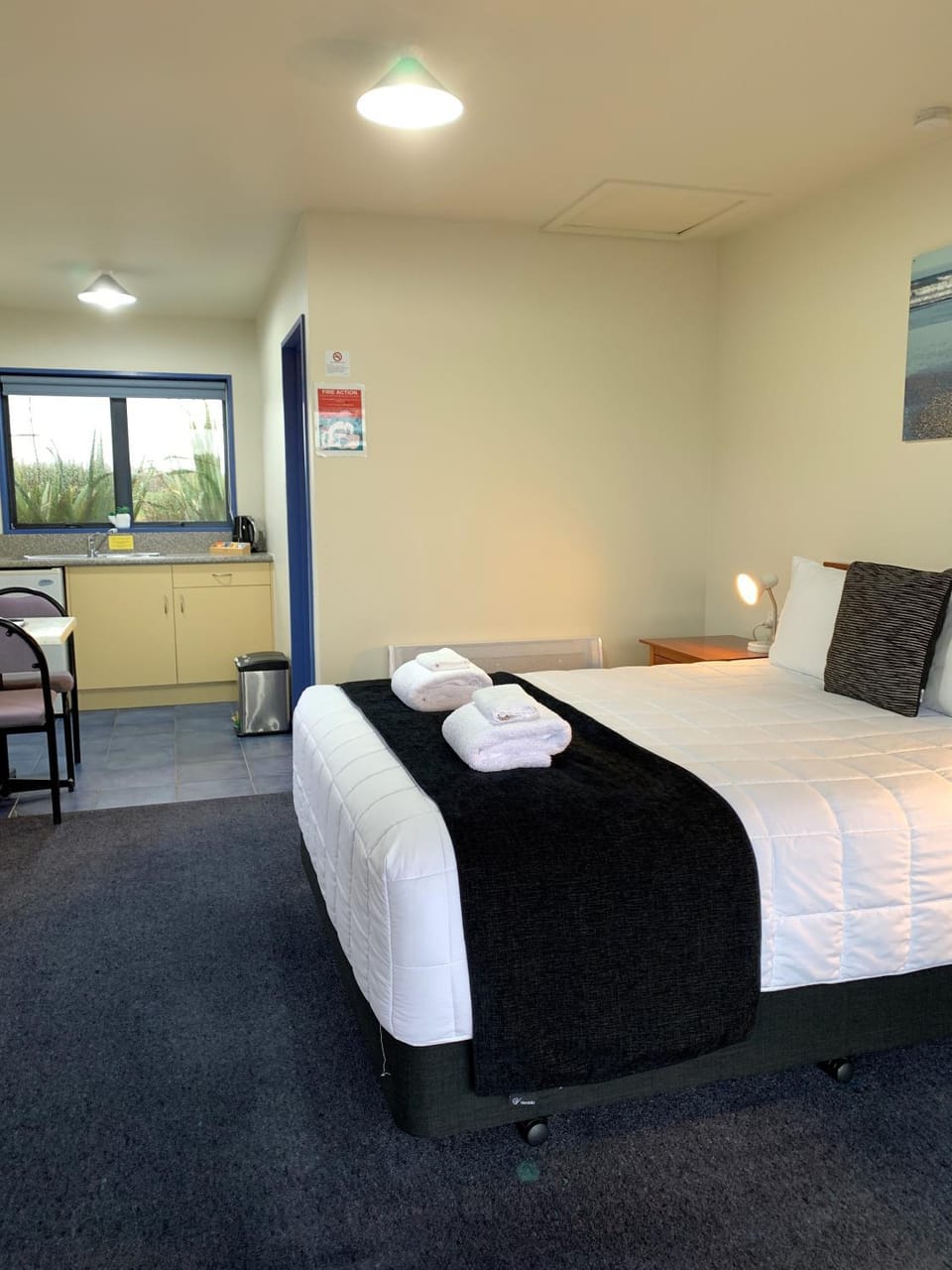 Haast River Motels & Holiday Park Campground/ 
RV Resort in West Coast