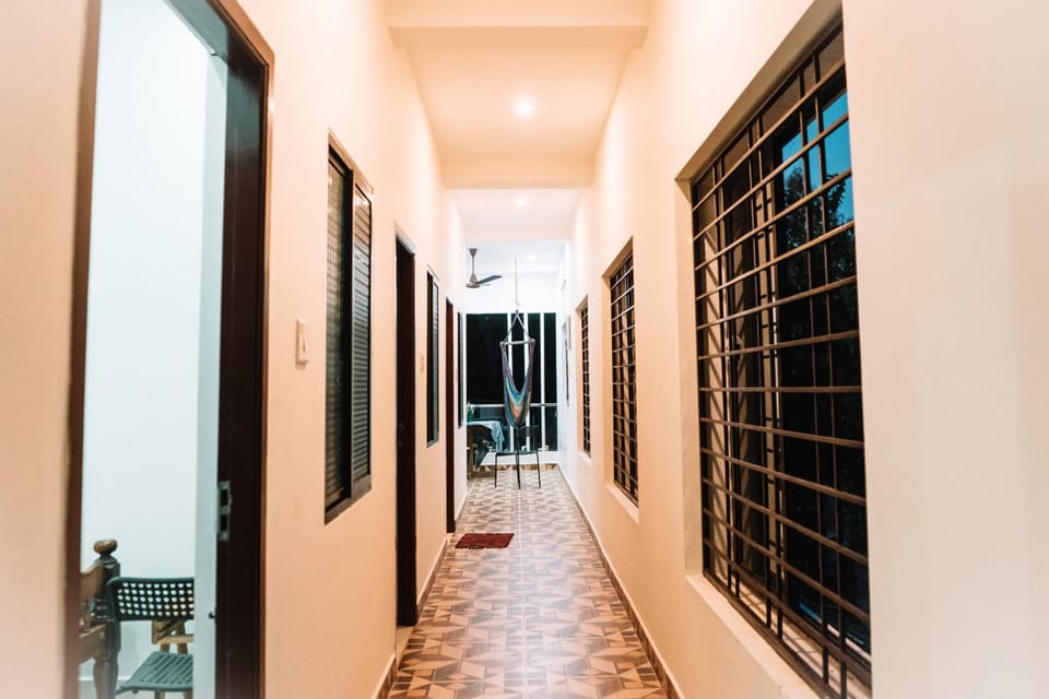 Facade/entrance, Balcony/Terrace, Area and facilities