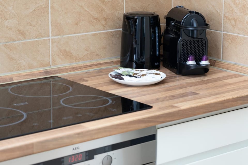 Coffee/tea facilities, Kitchen or kitchenette