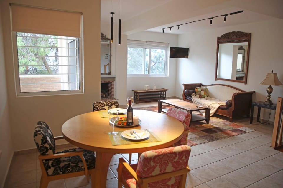 Anavyssos Riviera Cozy Bee Home Maisonette Apartment in East Attica Regional Unit, Greece
