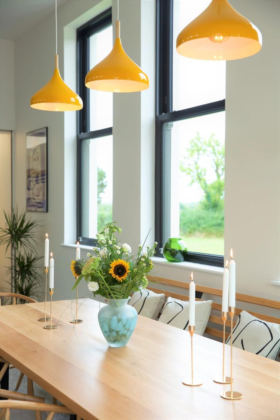 Seating area, Dining area