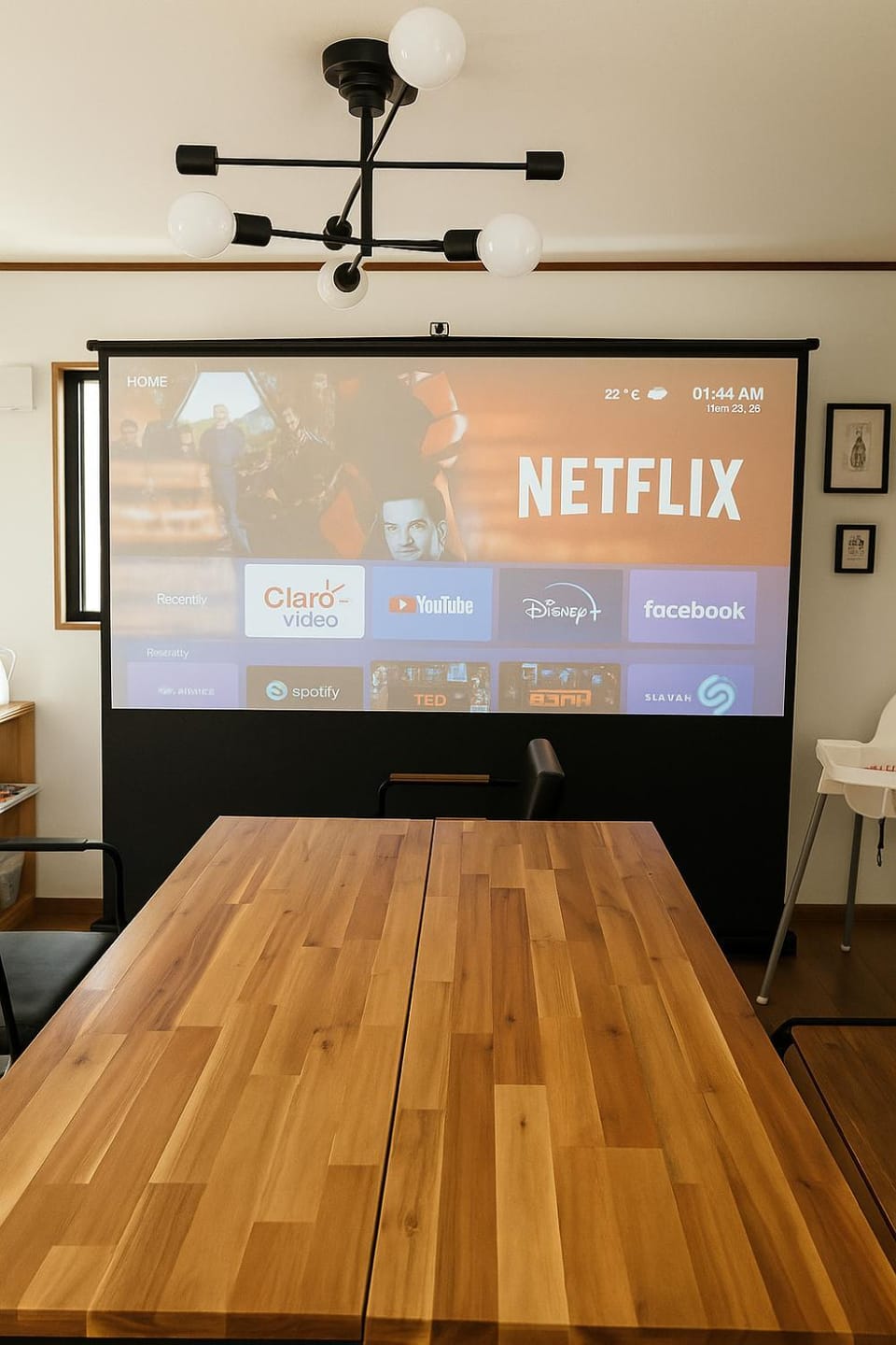 Living room, Entertainment