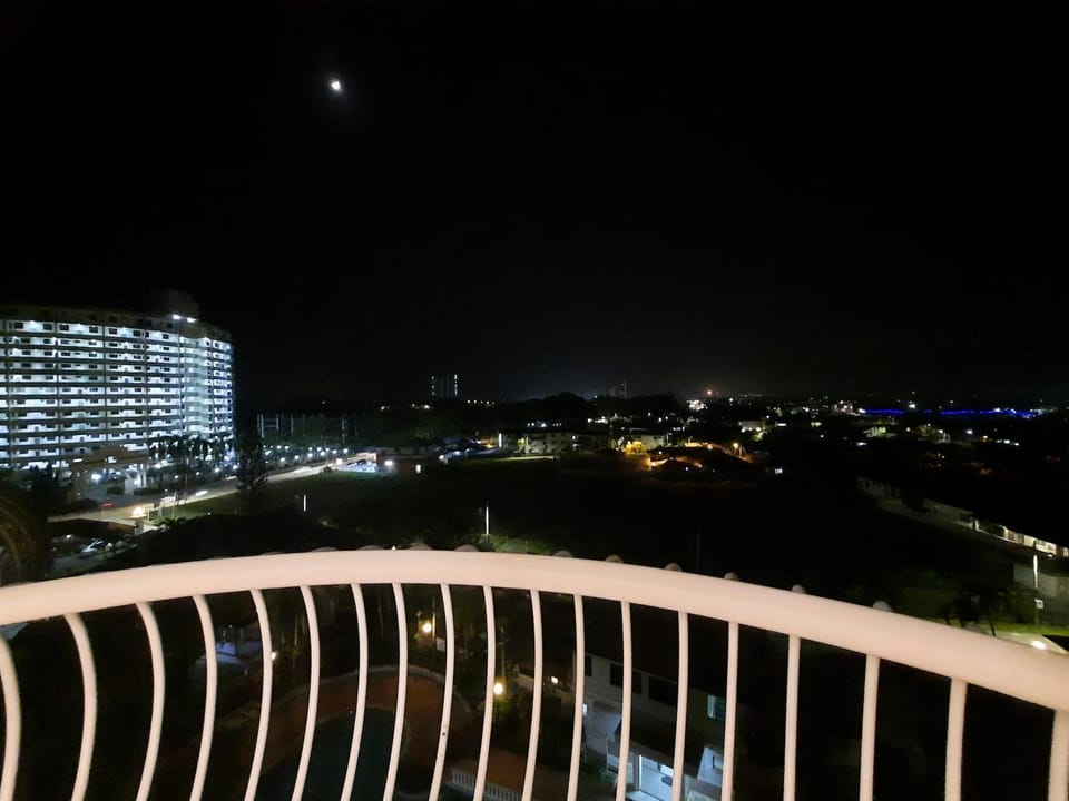 Night, View (from property/room), Balcony/Terrace, City view
