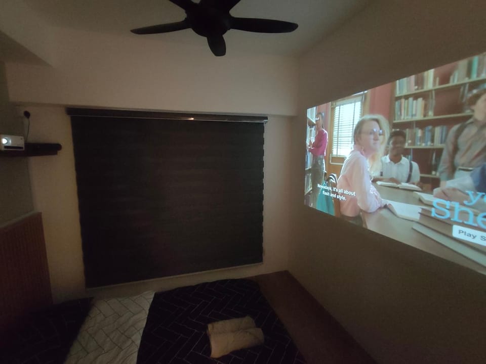 Communal lounge/ TV room, TV and multimedia, Evening entertainment, group of guests
