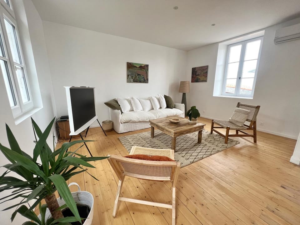 La Sauvagère - Piscine House in La Rochelle