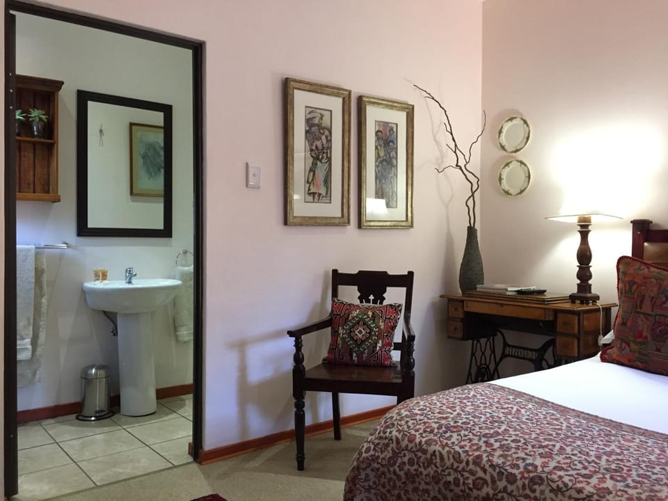 Bathroom, Bedroom