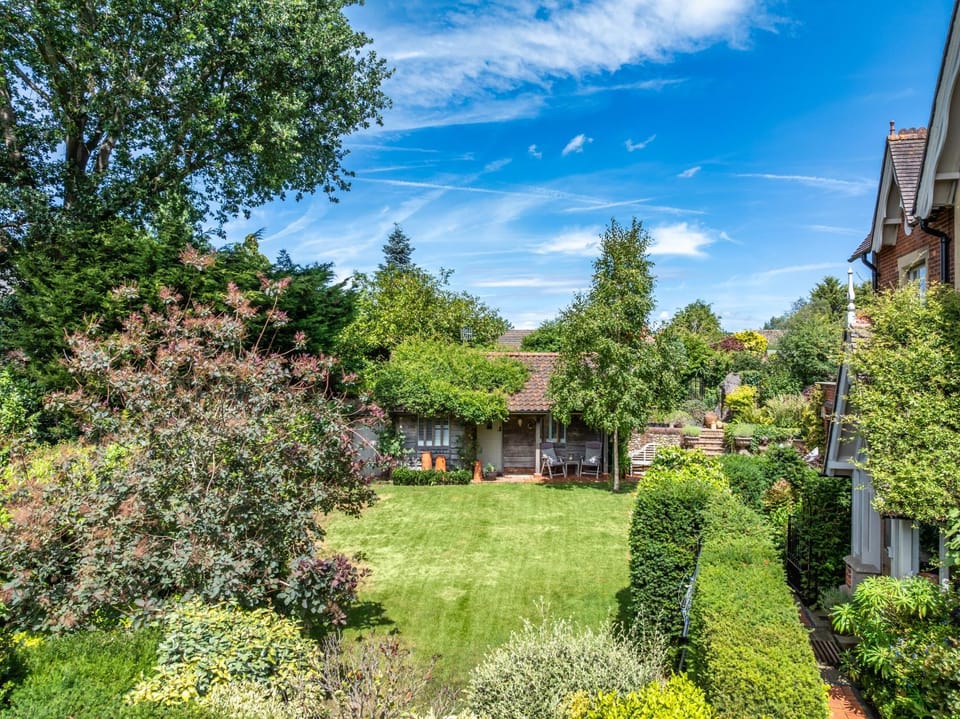 Garden view, Garden view