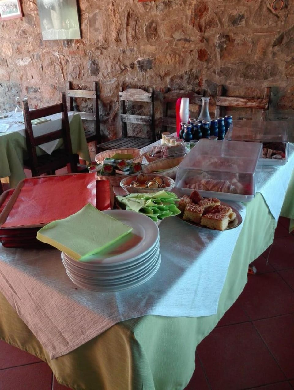 Buffet breakfast, Italian breakfast