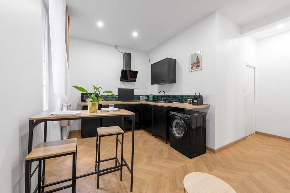fireplace, minibar, pet friendly, washing machine, dryer
