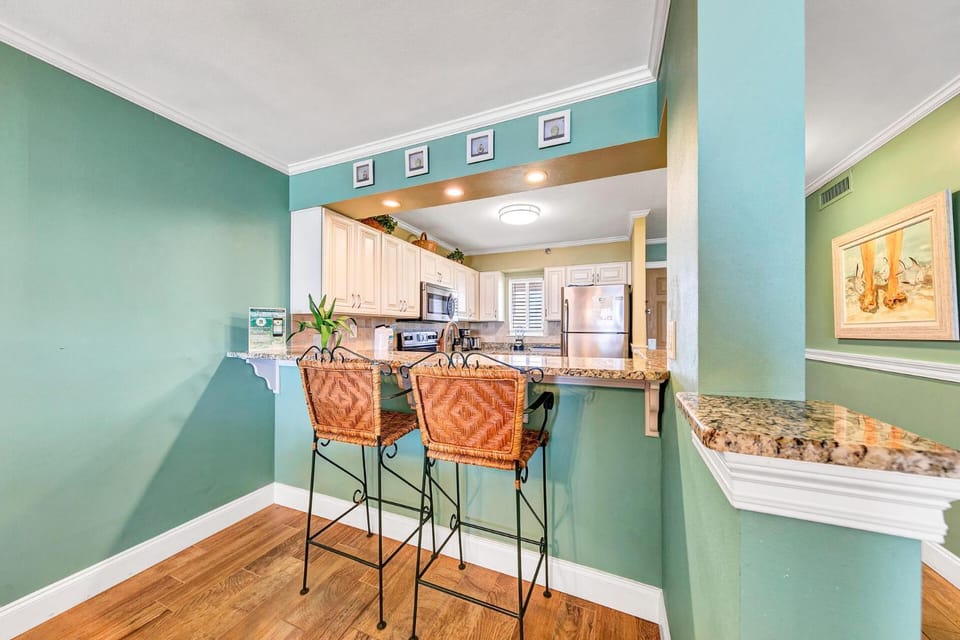 Destin on the Gulf 702 - Directly on the beach seventh floor with the best views House in Destin