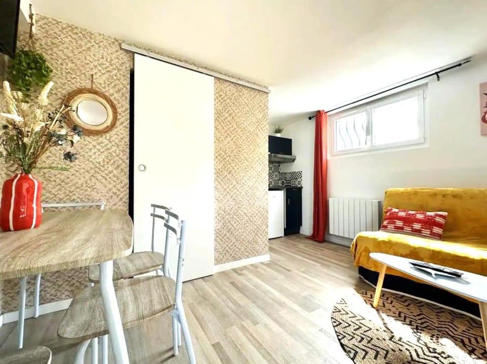 Cocon cosy avec un jardin Apartment in Nouvelle-Aquitaine