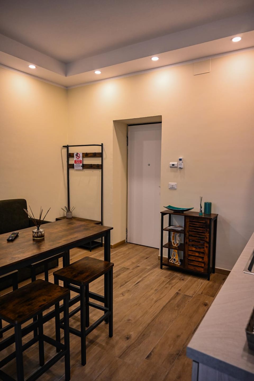 Forever Sunrise Apartment in Piedmont