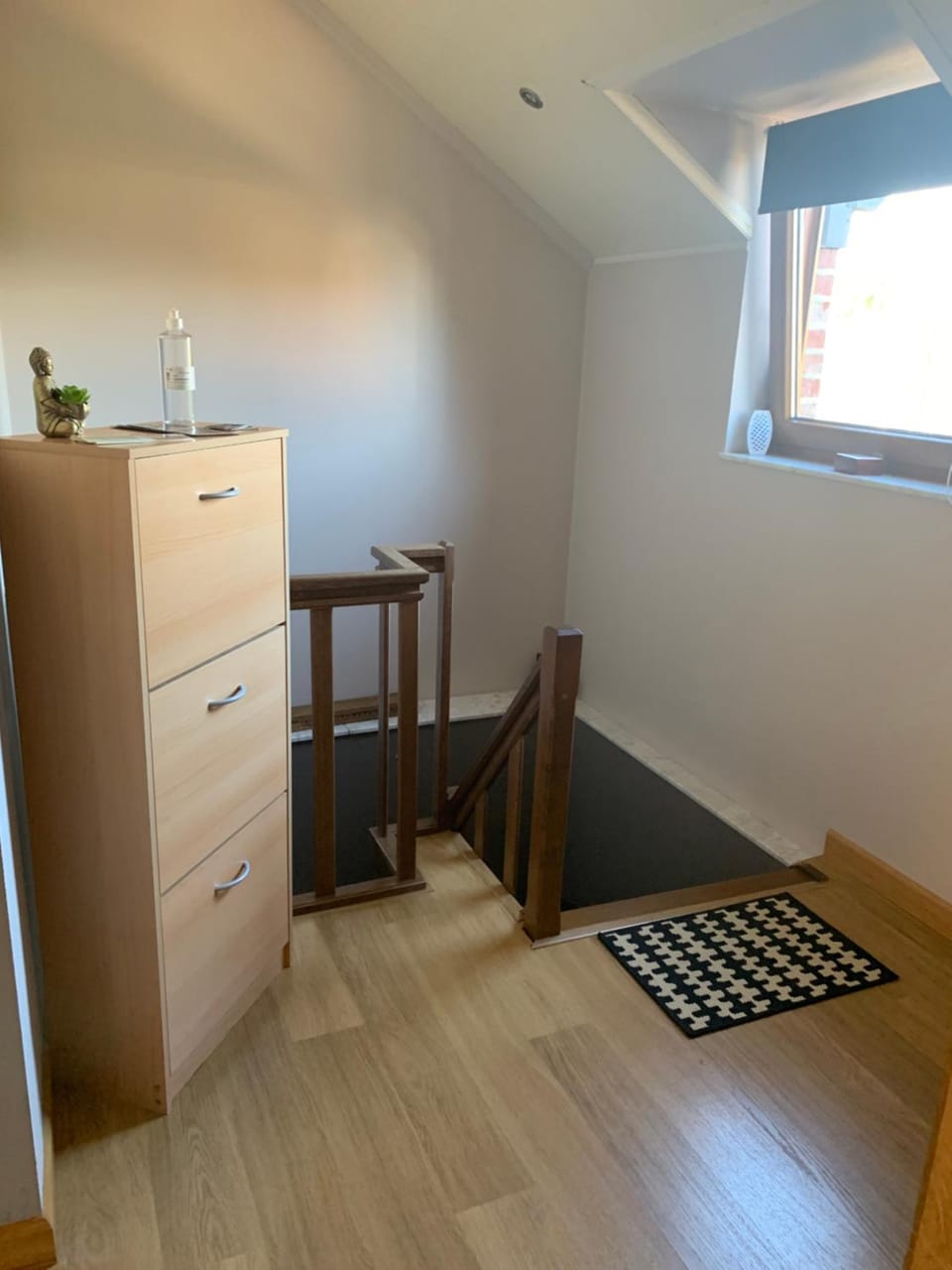 Lobby or reception, Internal: Not applicable to any particular room