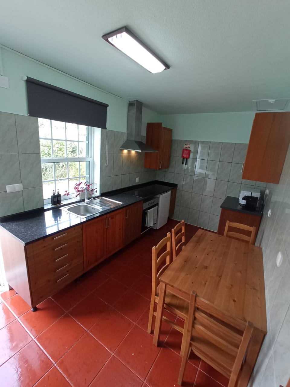 Coffee/tea facilities, Kitchen or kitchenette, Dining area, minibar, pet friendly, stove