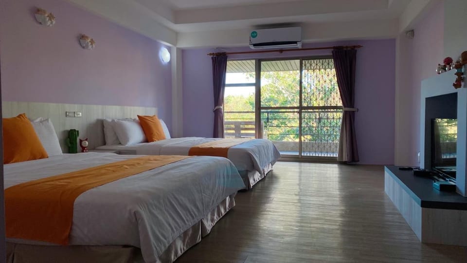 Coconutpalm Home Bed and Breakfast in Hengchun Township