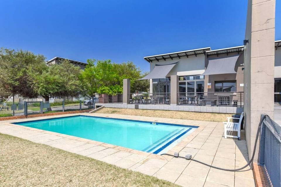V&S Apartments - Luxury Studio in Fourways, Johannesburg Apartment in Sandton