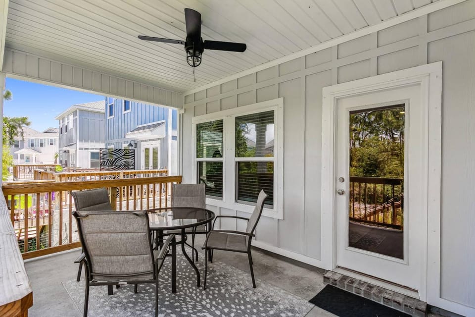 Blue Palm House in Perdido Key