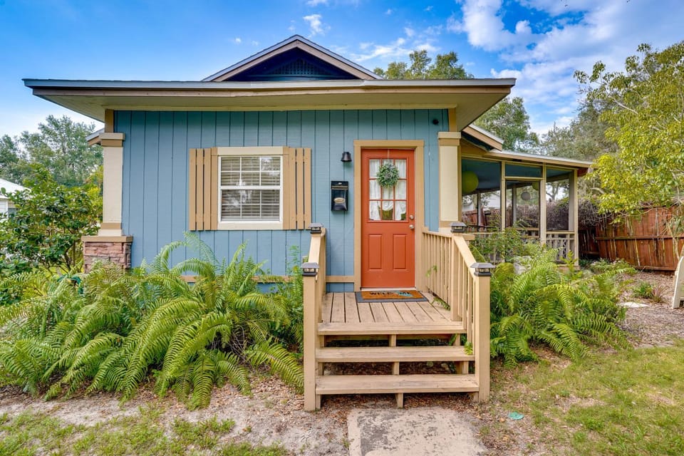 Lake Wales Vacation Rental w/ Screened-In Porch! House in Lake Wales