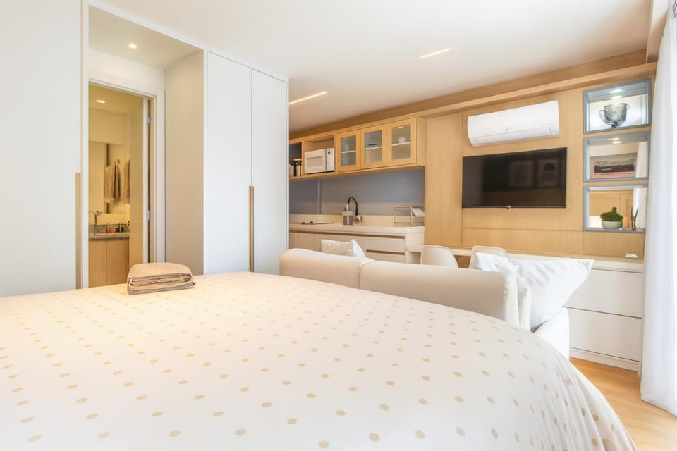 TV and multimedia, Kitchen or kitchenette