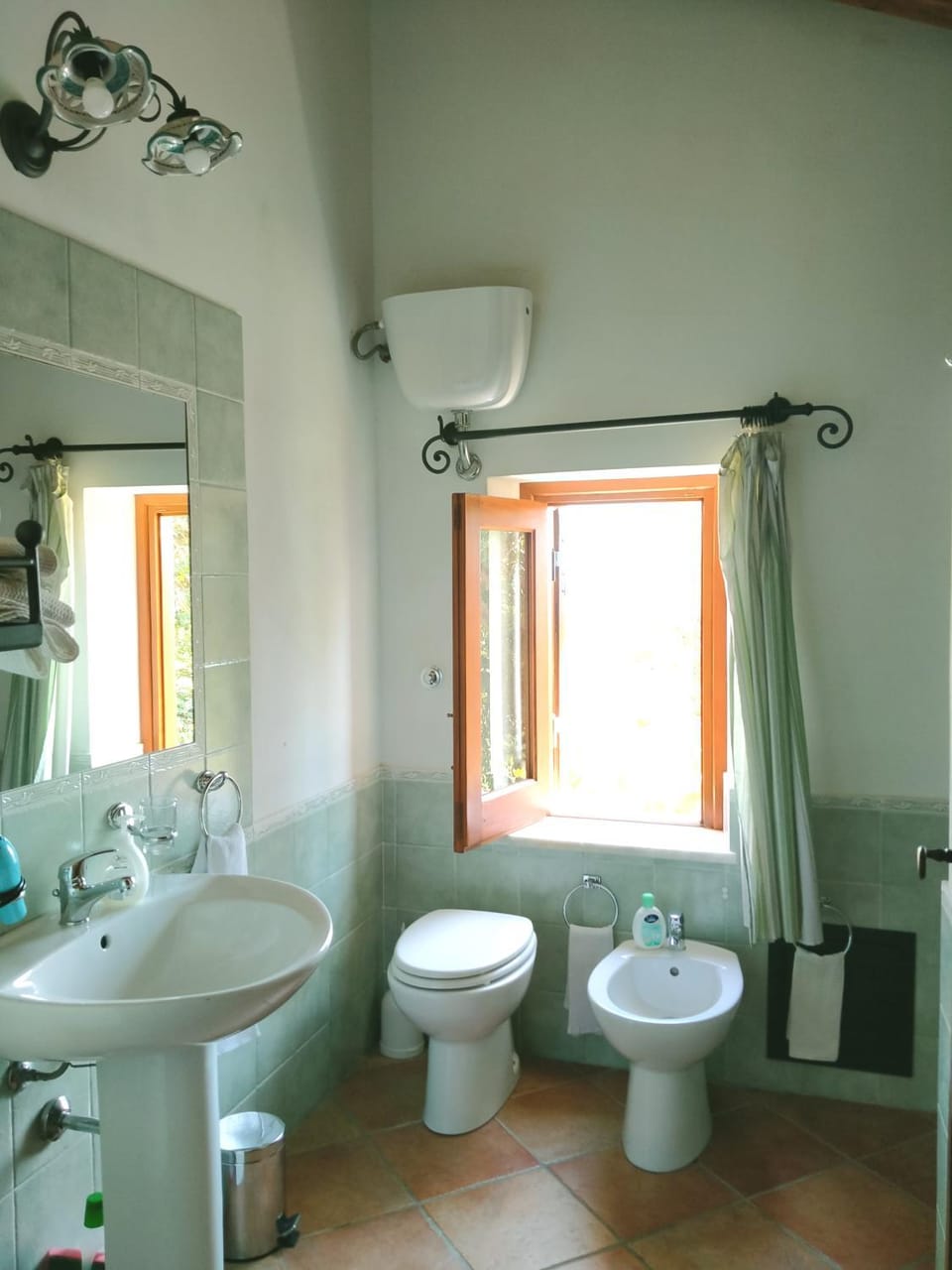 Toilet, Bathroom, Photo of the whole room