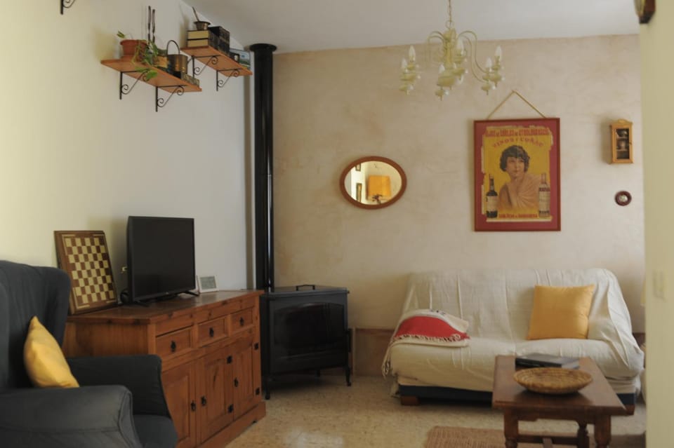 Communal lounge/ TV room, Living room, Seating area, flat iron