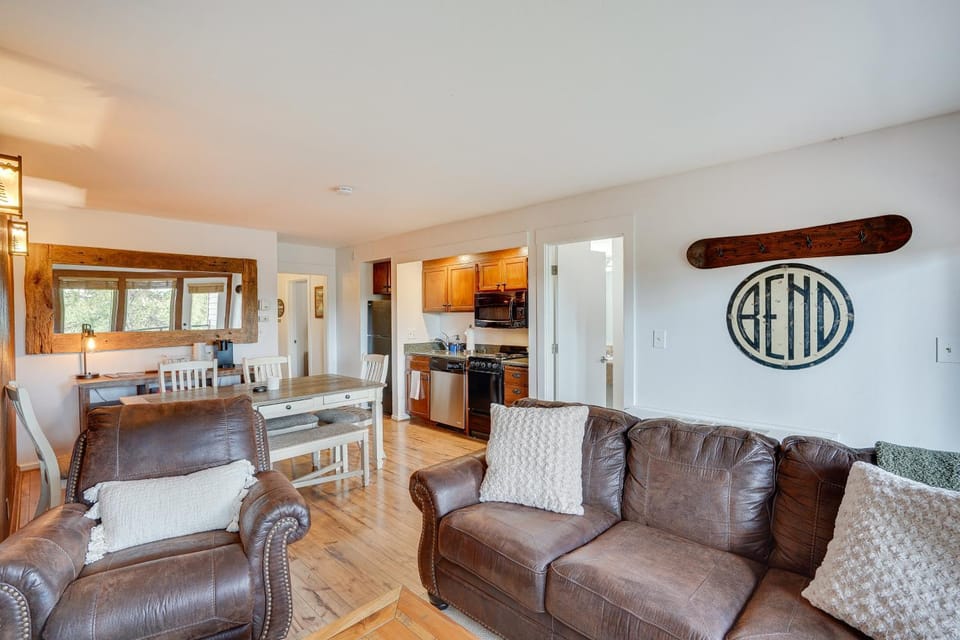 Seventh Mountain Condo in Bend with Scenic Views! Apartment in Deschutes River Woods