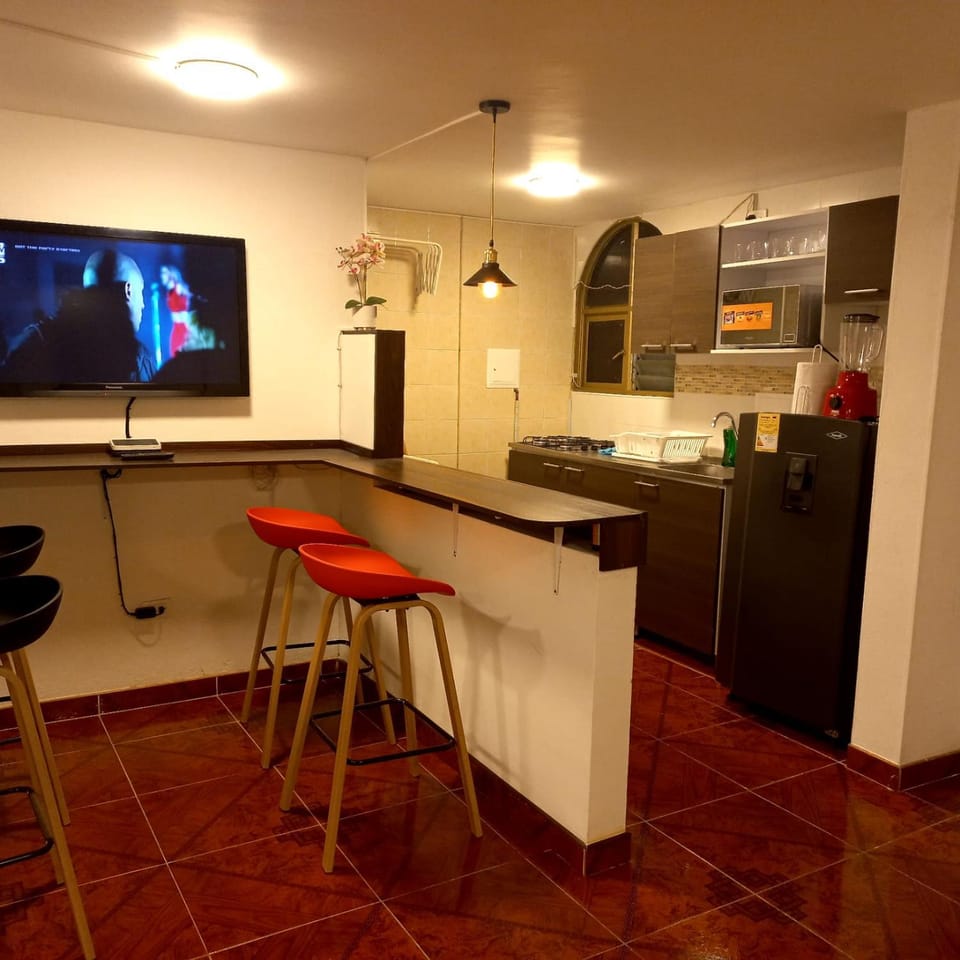 CASA AVILA - Apartamento amoblado 4 - Villa Alsacia Apartment in Bogota