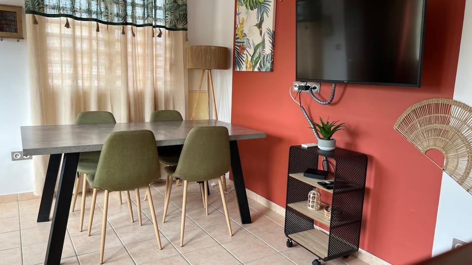 F2 rénové, climatisé et lumineux Apartment in Cayenne