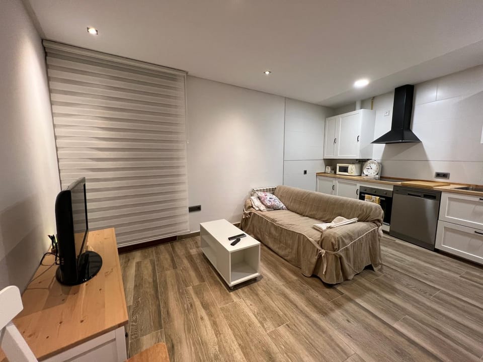 TV and multimedia, Kitchen or kitchenette, Living room, Dining area, minibar