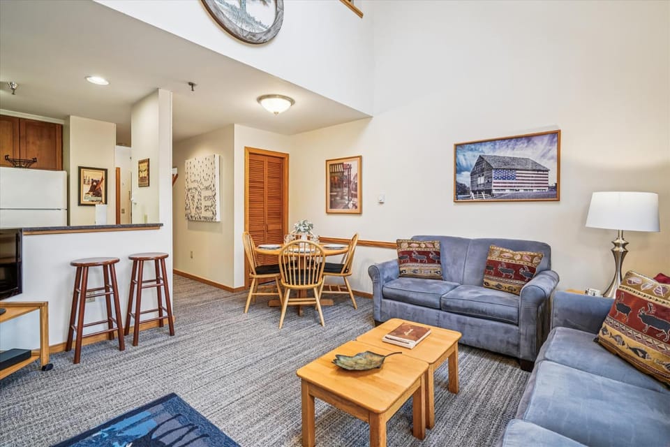 Living room, Seating area, Dining area