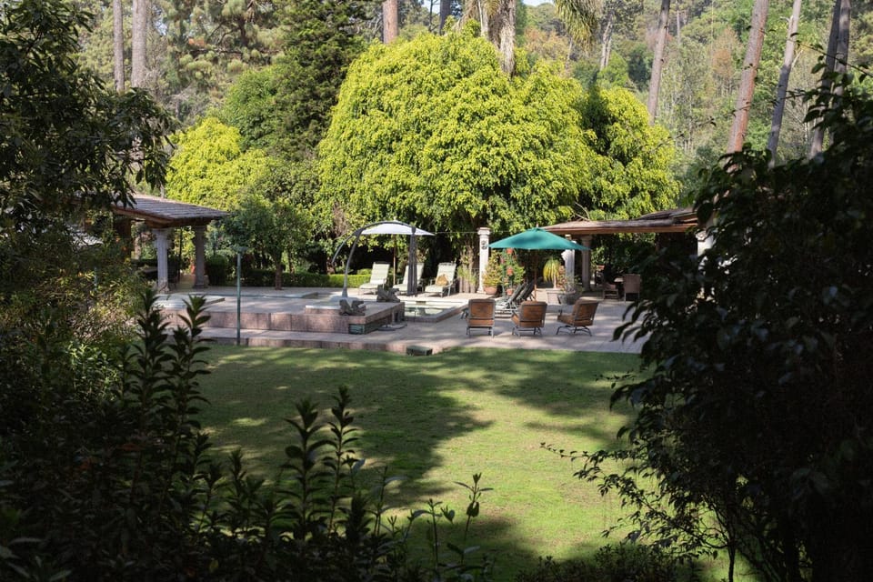 ¡Increíble casa en Avándaro para 10 personas! House in Valle de Bravo