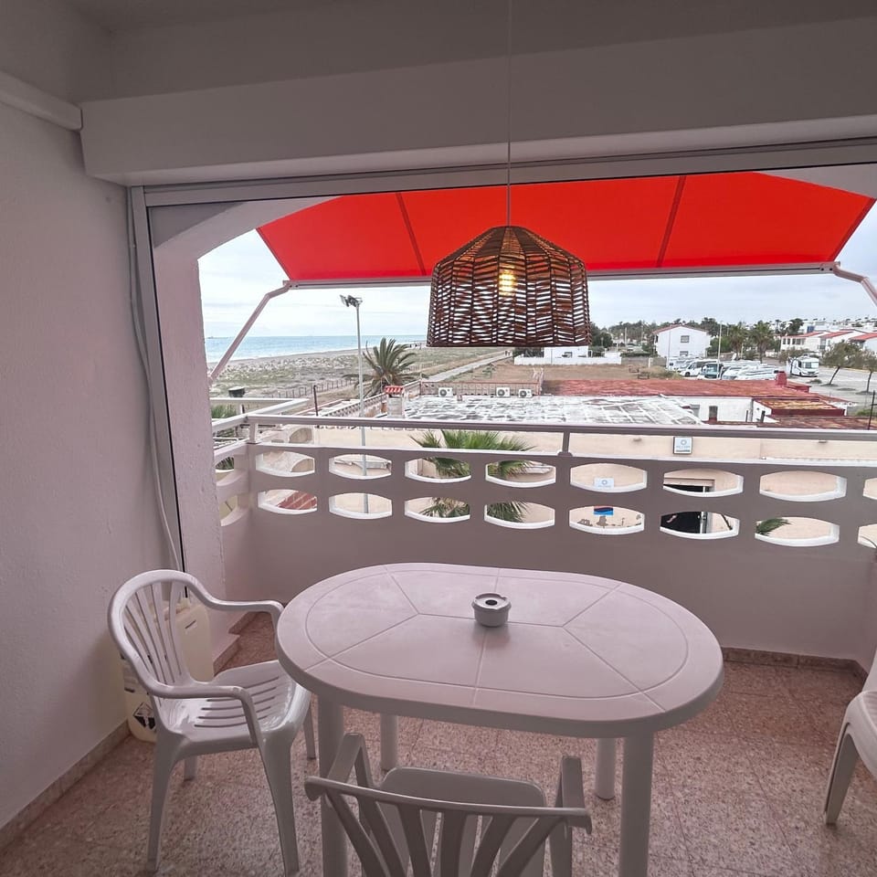 Studio Almenara Beach Apartment in Valencian Community