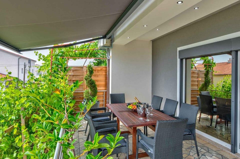 Summer, Balcony/Terrace