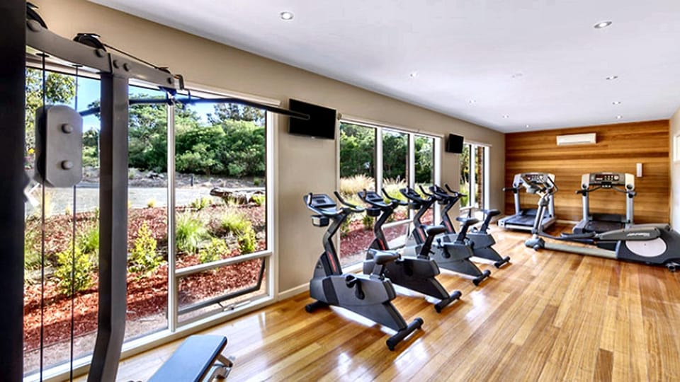 Property building, Spa and wellness centre/facilities, Fitness centre/facilities