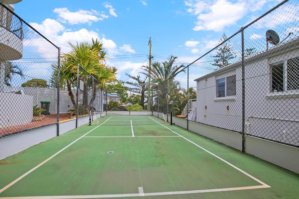 Tennis court
