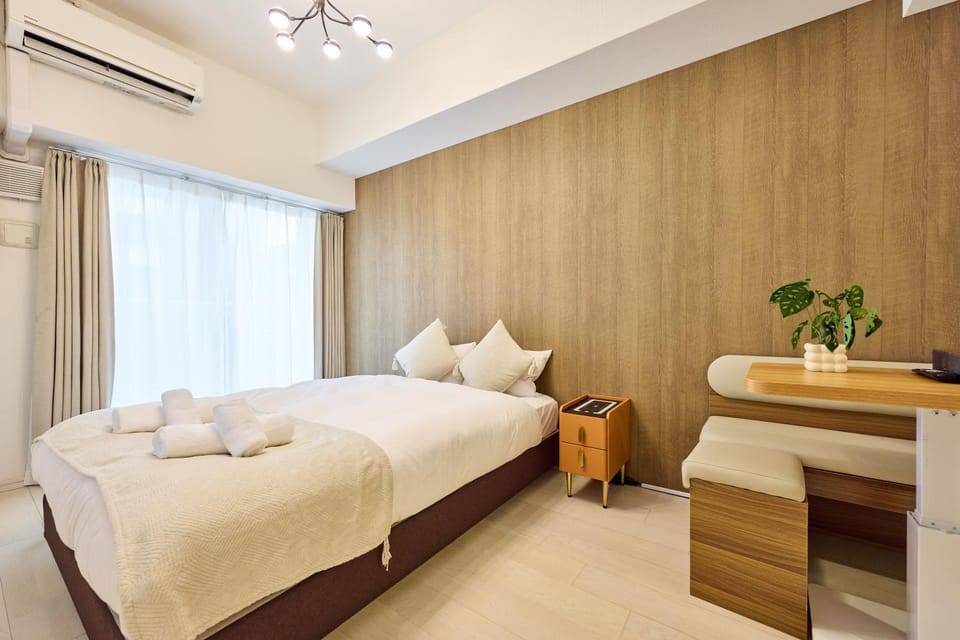 ASY AL Shinsaibashi Dotonbori Namba Bed and Breakfast in Osaka