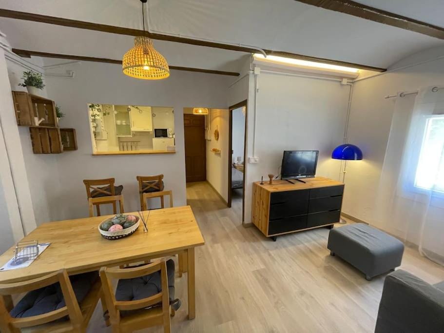 Communal lounge/ TV room, Dining area