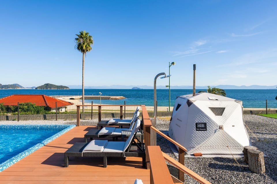 Property building, Sauna, Swimming pool