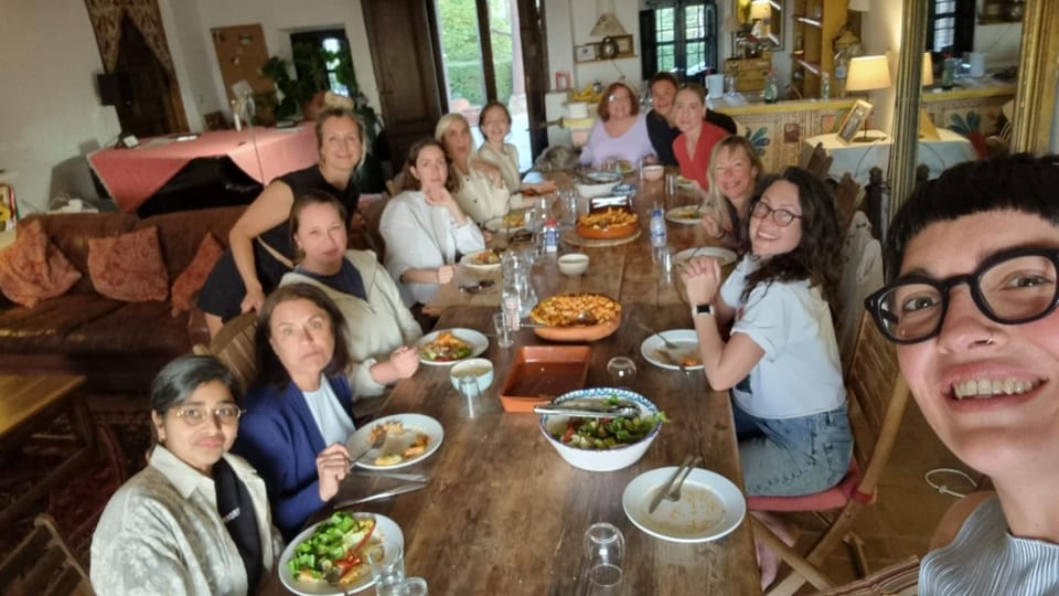 People, Food, Lunch, Dinner, Drinks, group of guests, Family