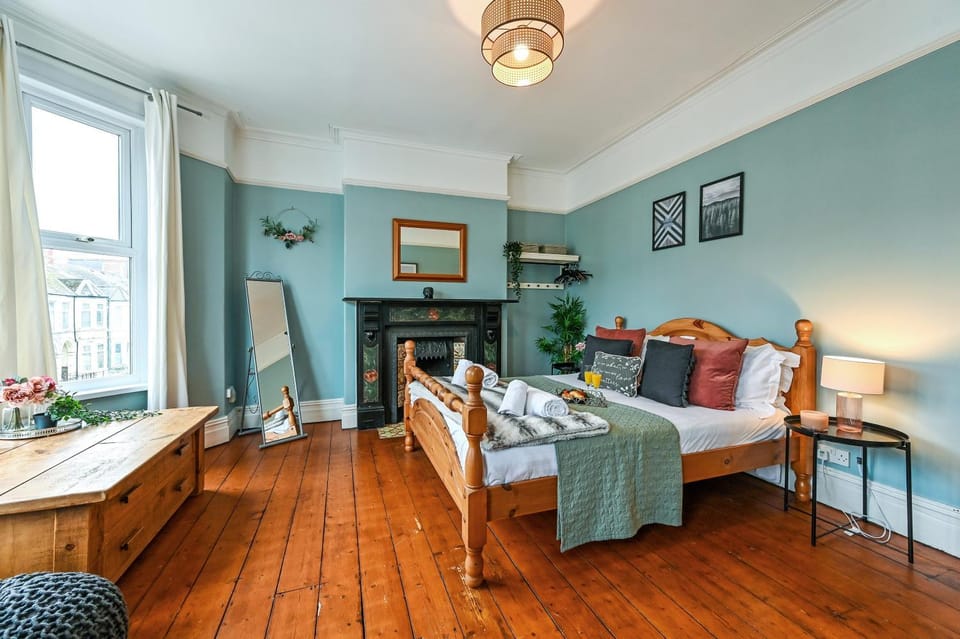 Beautiful Townhouse, great location - Pet Friendly House in Cardiff