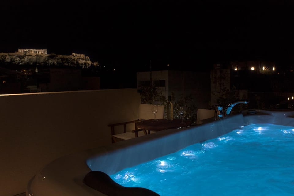 Toilet, Night, Hot Tub, Landmark view, Pool view